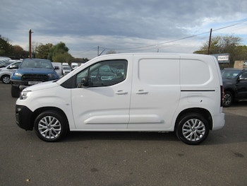 Used Citroen Berlingo 2023 for sale - 76479001: Photo