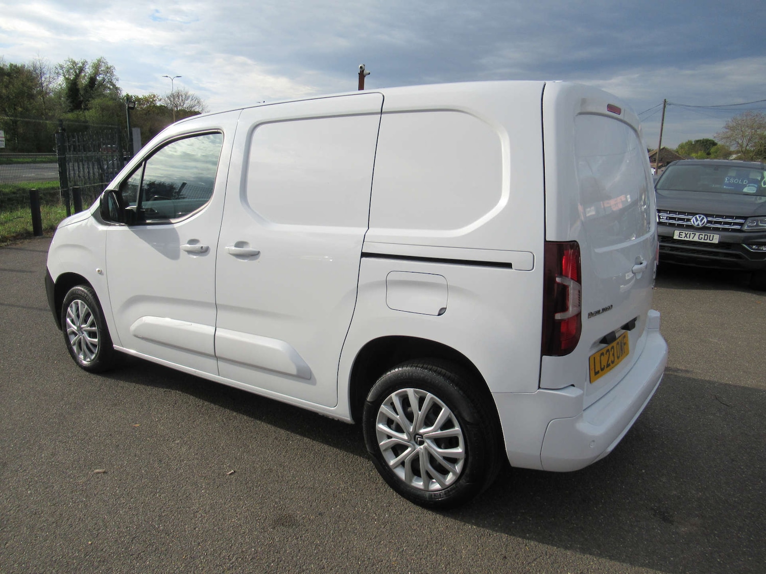 Used Citroen Berlingo 2023 for sale - 76479001: Photo 9