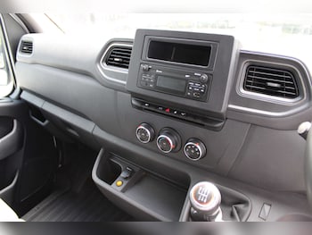 Used Renault Master 2023 for sale - 79195787: Photo
