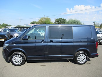 Used Volkswagen Transporter 2021 for sale - 75620028: Photo