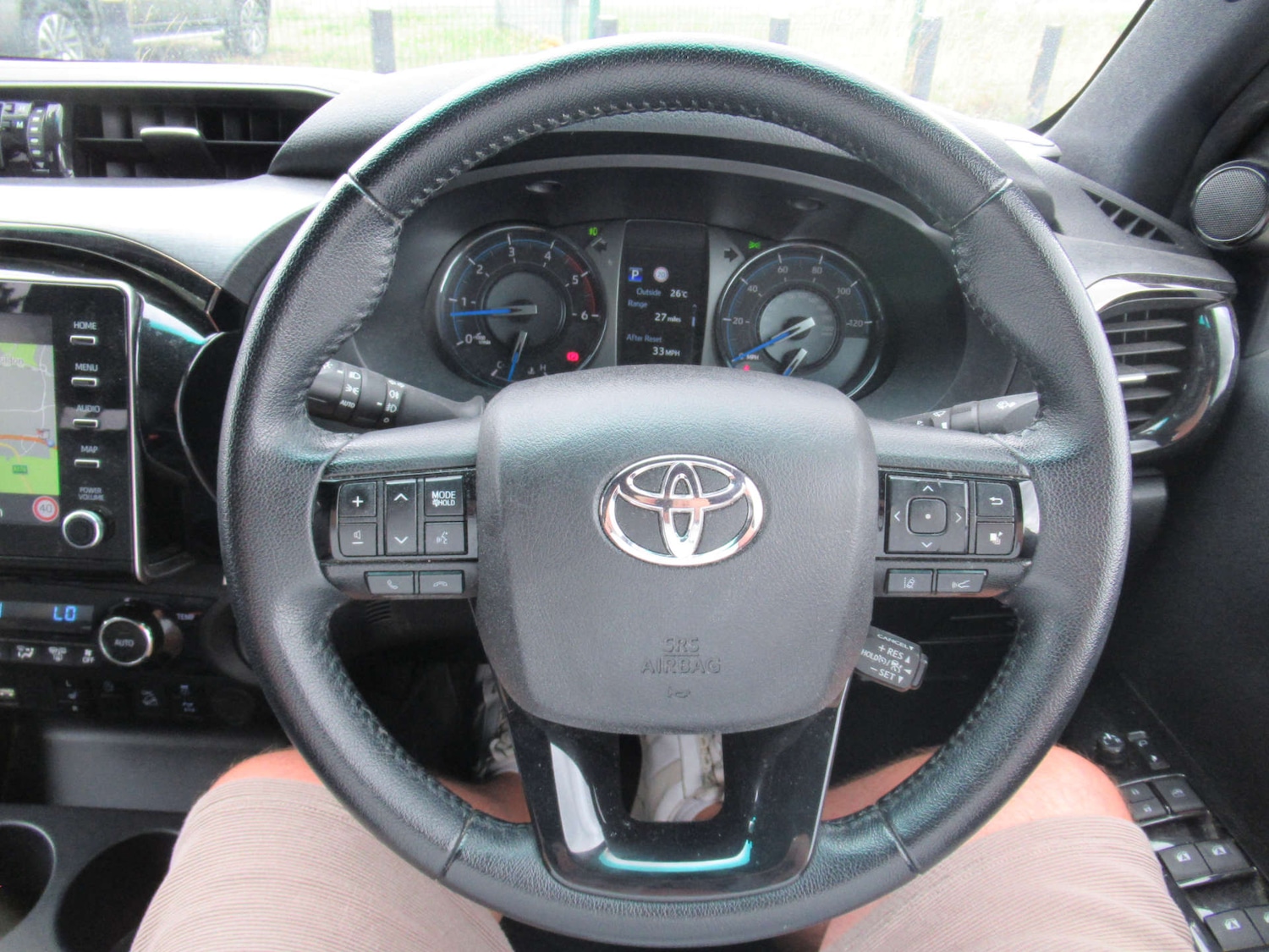 Used Toyota Hilux 2021 for sale - 76600823: Photo 22