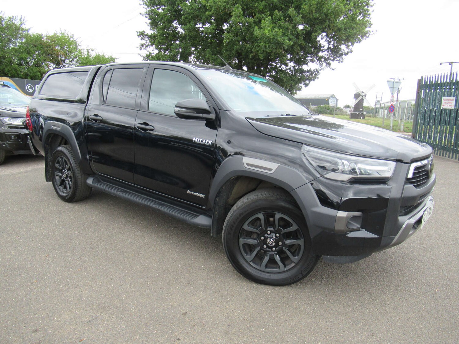 Used Toyota Hilux 2021 for sale - 76600823: Photo 25