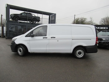 Used Mercedes-Benz Vito 2018 for sale - 77452475: Photo