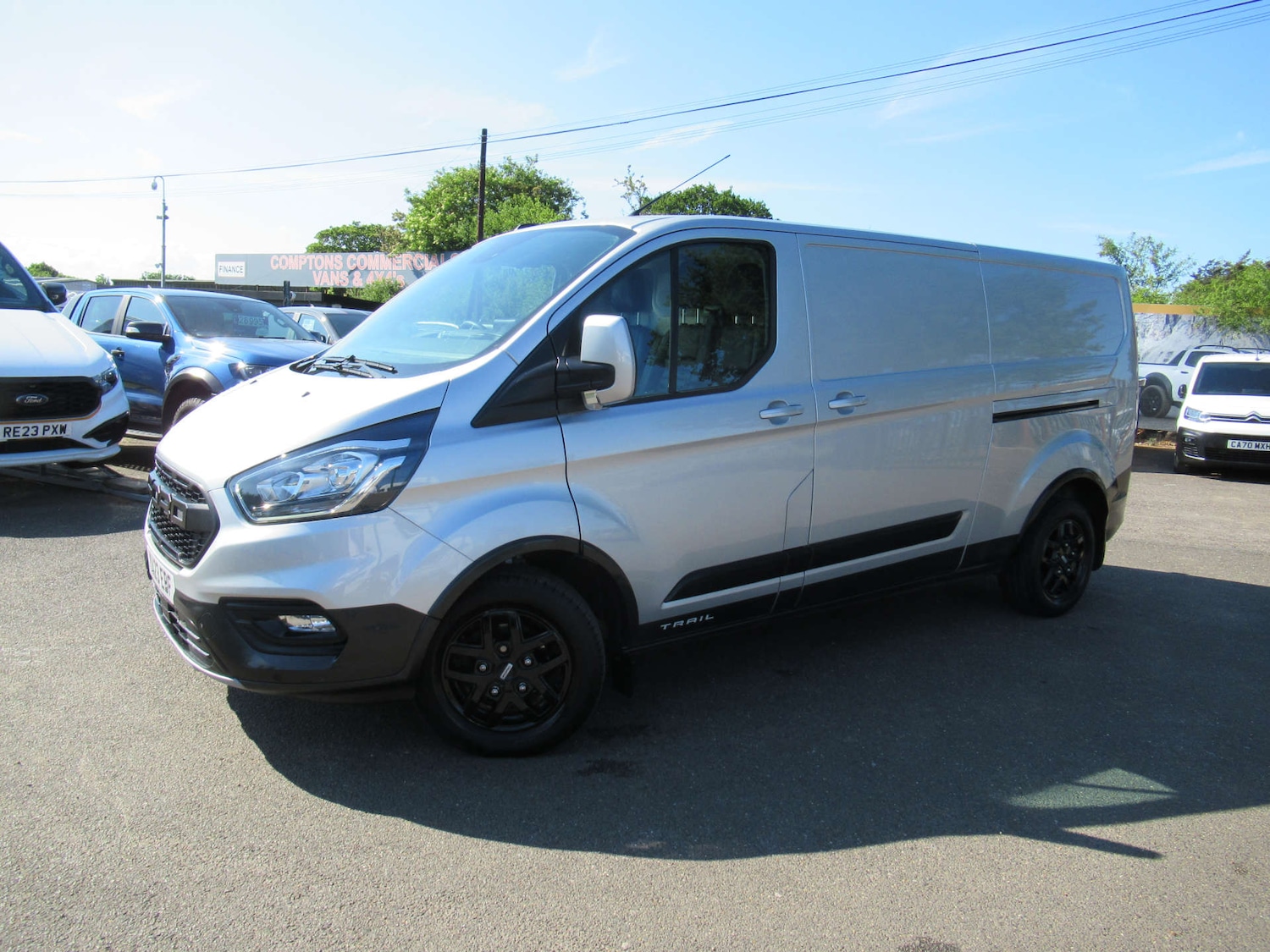 Used Ford Transit Custom 2023 for sale - 76600621: Photo 2