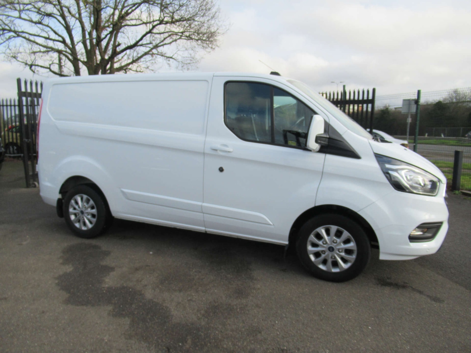 Used Ford Transit Custom 2023 for sale - 77235342: Photo 16
