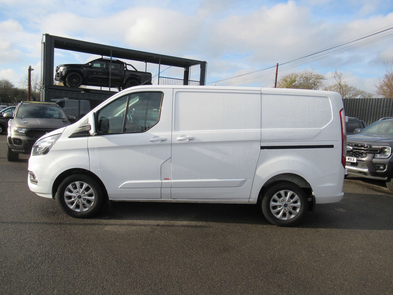 Used Ford Transit Custom 2023 for sale - 77235342: Photo 4