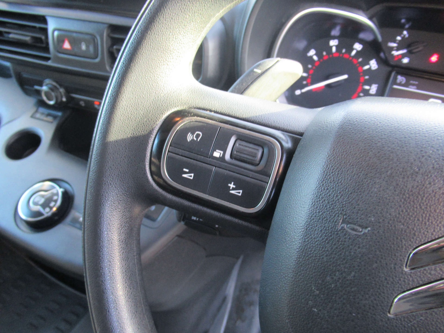 Used Citroen Berlingo 2021 for sale - 77022299: Photo 22