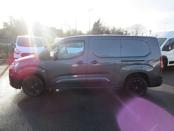 Used Citroen Berlingo 2021 for sale - 77022299: Photo