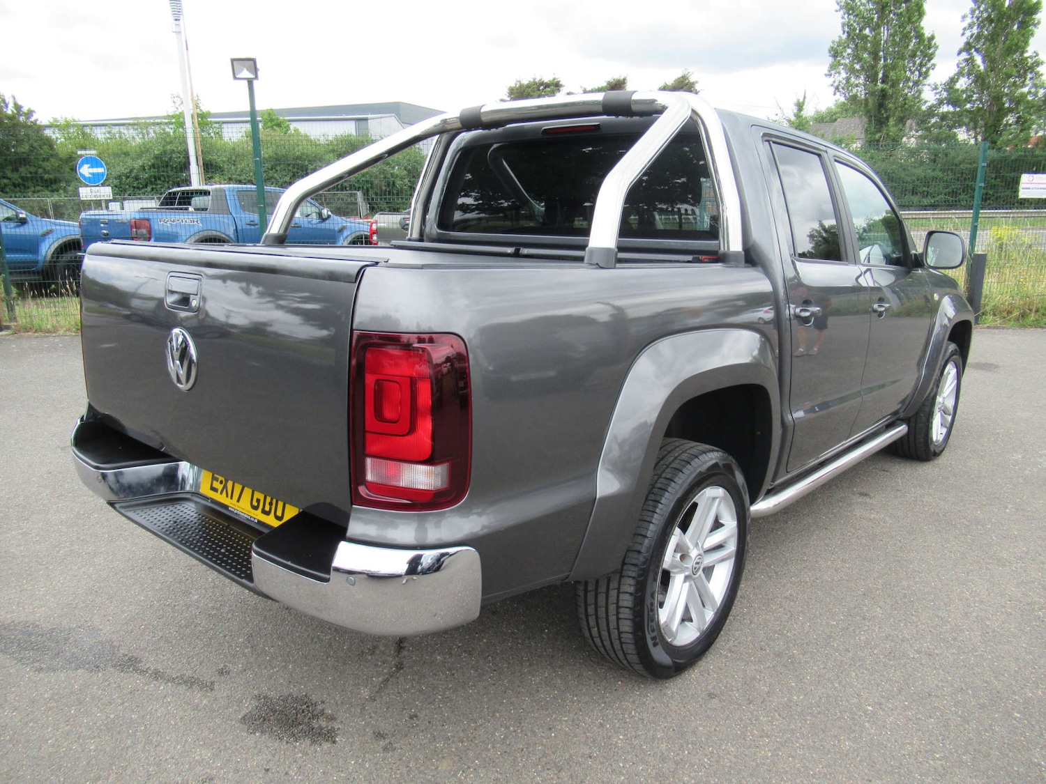 Used Volkswagen Amarok 2017 for sale - 76600789: Photo 11