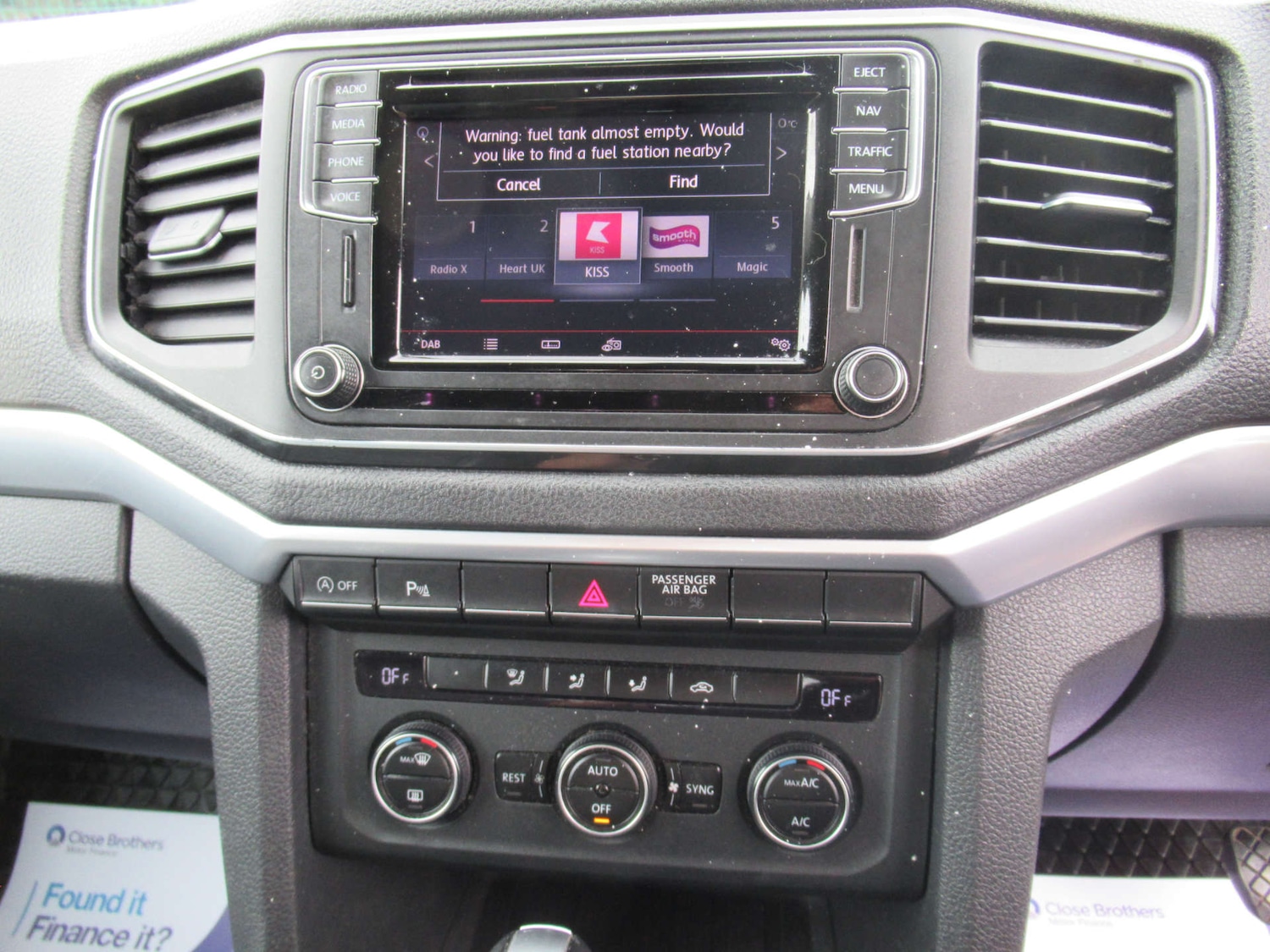 Used Volkswagen Amarok 2017 for sale - 76600789: Photo 24