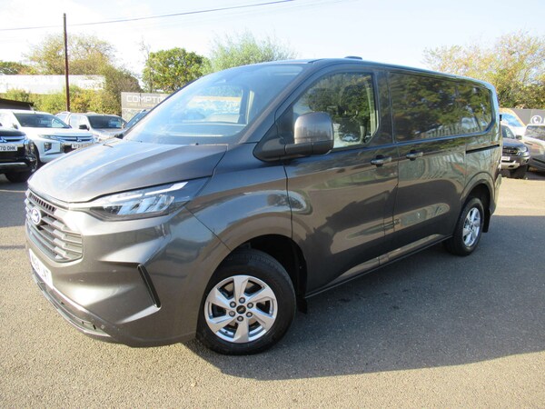 Used Ford Transit Custom 2024 for sale - 76118363: Photo 1