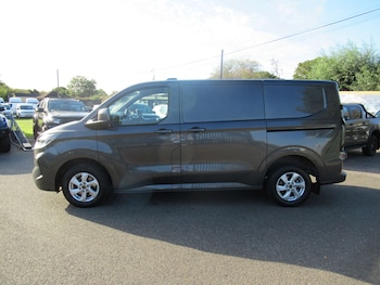 Used Ford Transit Custom 2024 for sale - 76118363: Photo