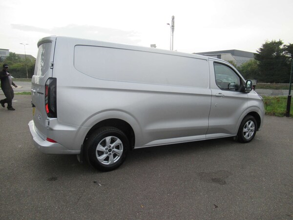 Used Ford Transit Custom 2024 for sale - 76277938: Photo 13