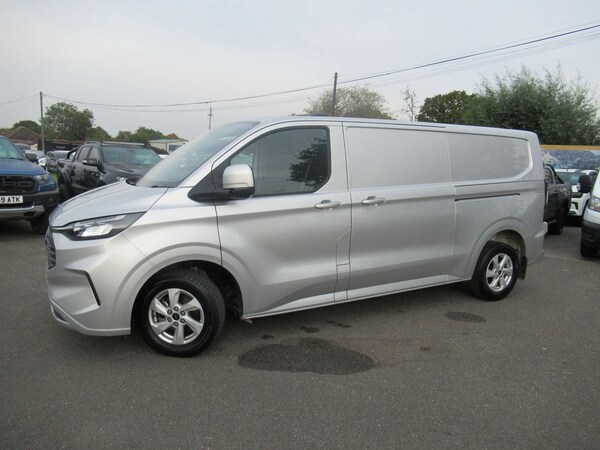 Used Ford Transit Custom 2024 for sale - 76277938: Photo 2