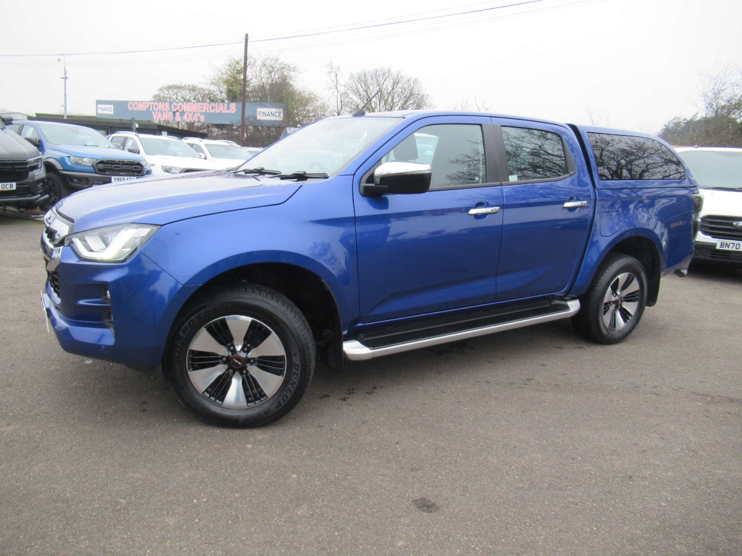 Used Isuzu D-Max 2023 for sale - 76363768: Photo 2