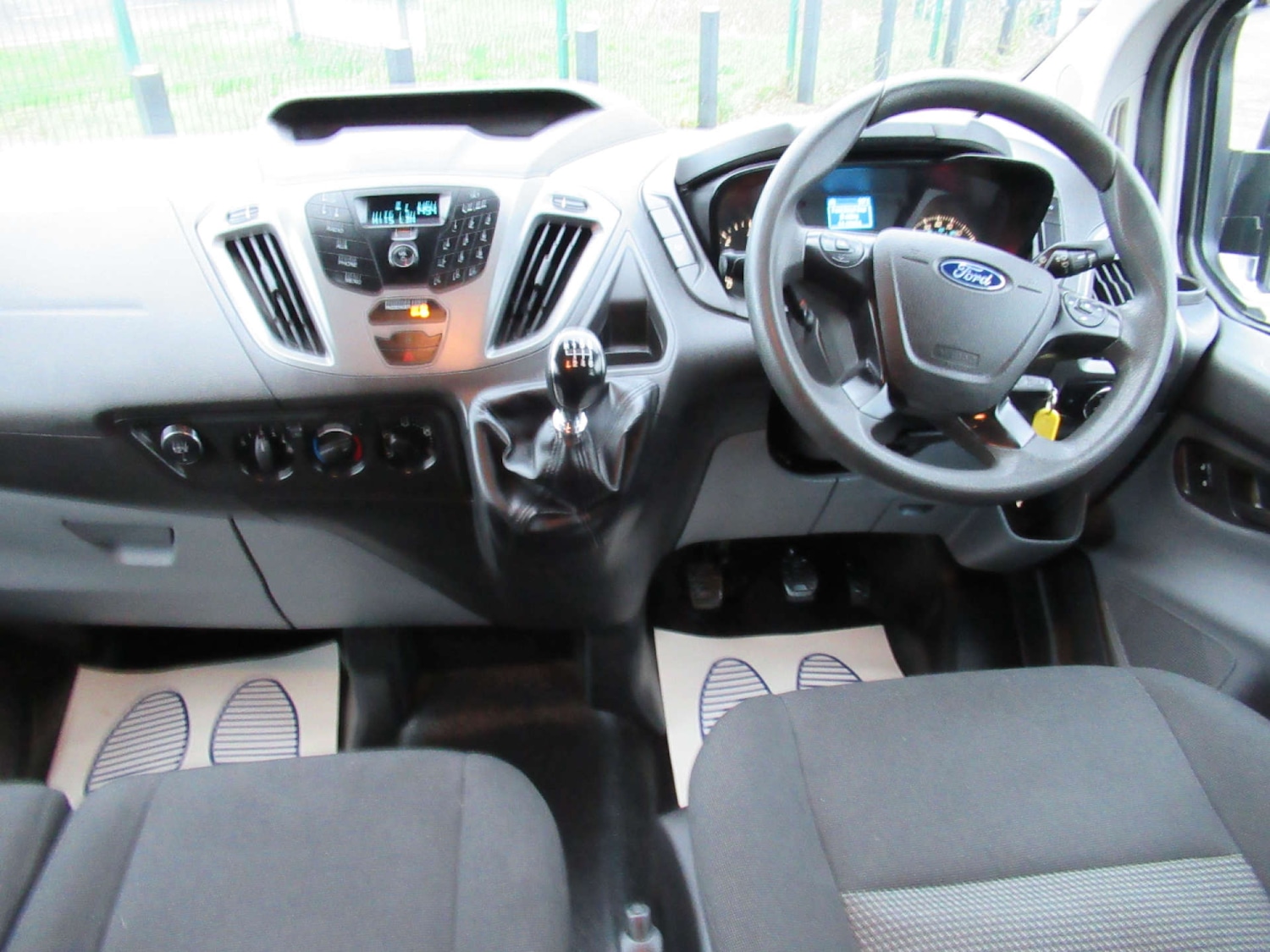 Used Ford Transit Custom 2017 for sale - 76115743: Photo 6
