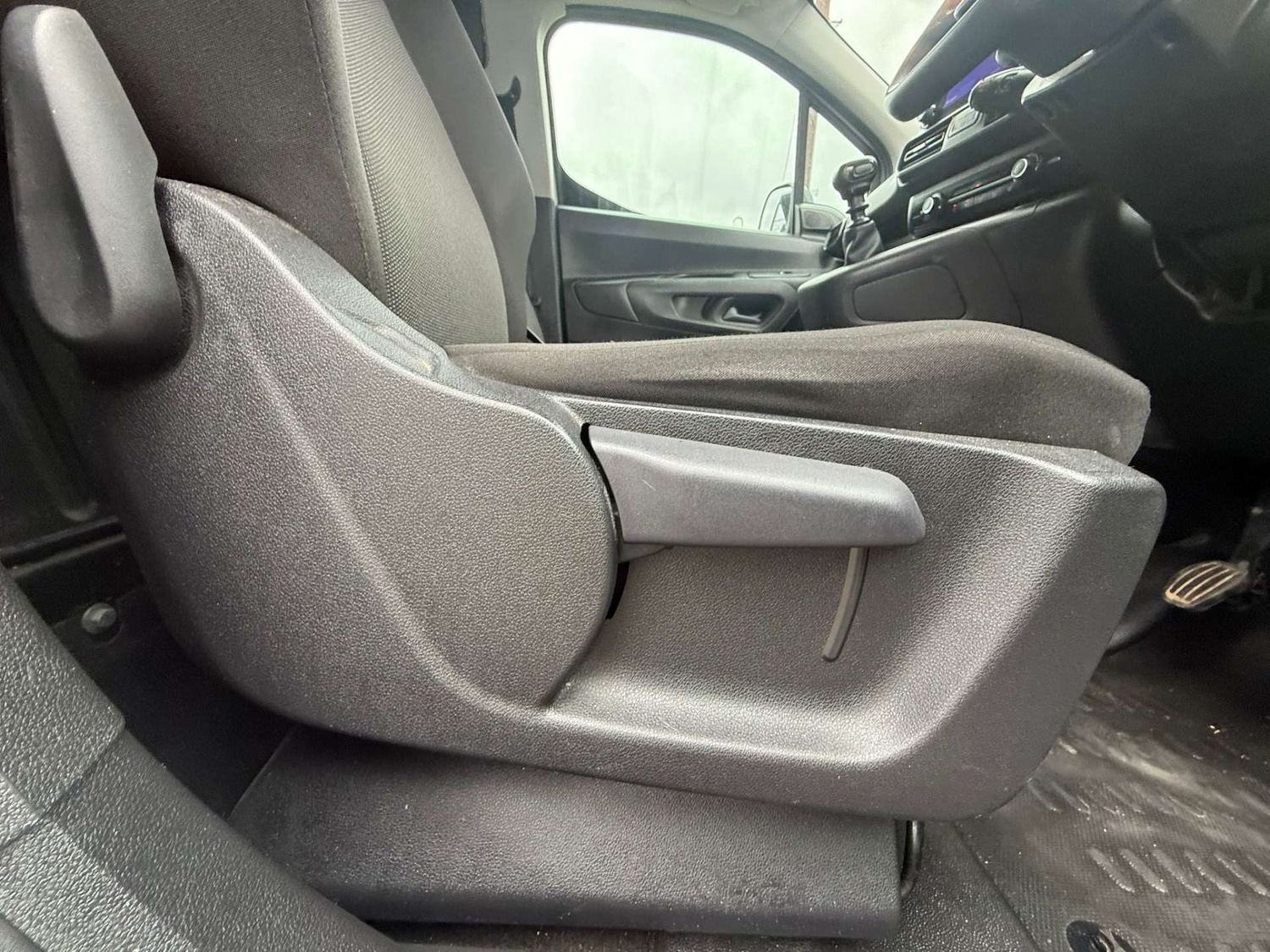 Used Peugeot Partner 2023 for sale - 78150142: Photo 33