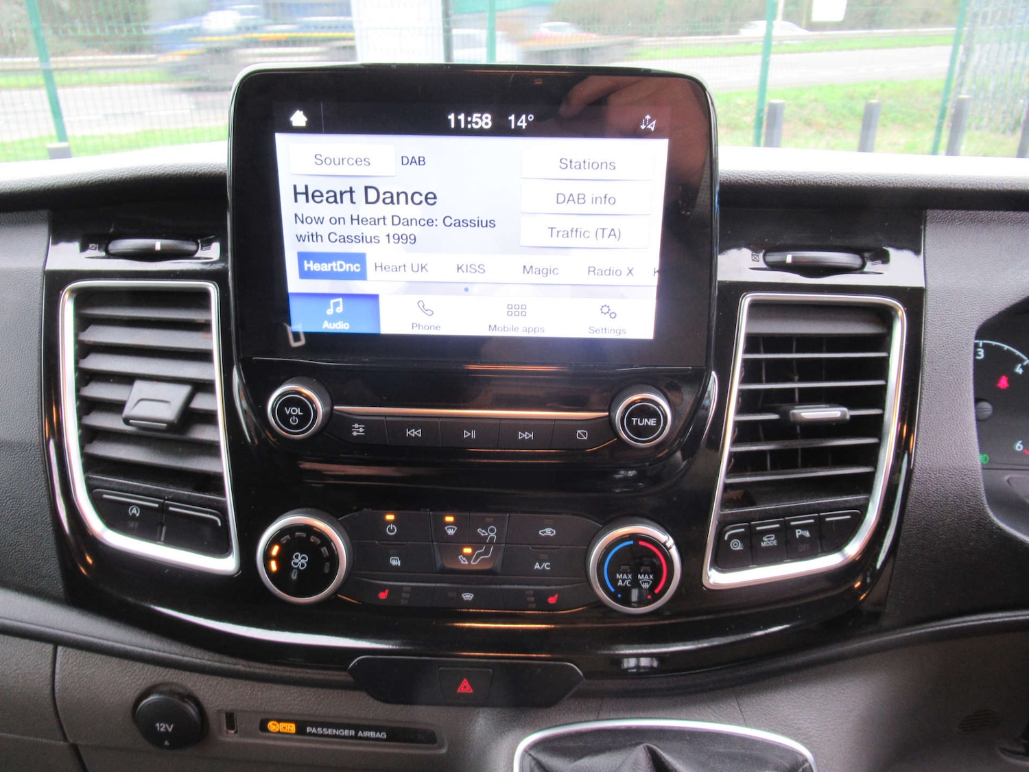 Used Ford Transit Custom 2023 for sale - 76861637: Photo 24