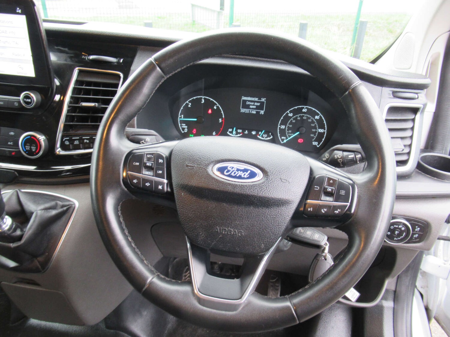 Used Ford Transit Custom 2023 for sale - 76861637: Photo 25