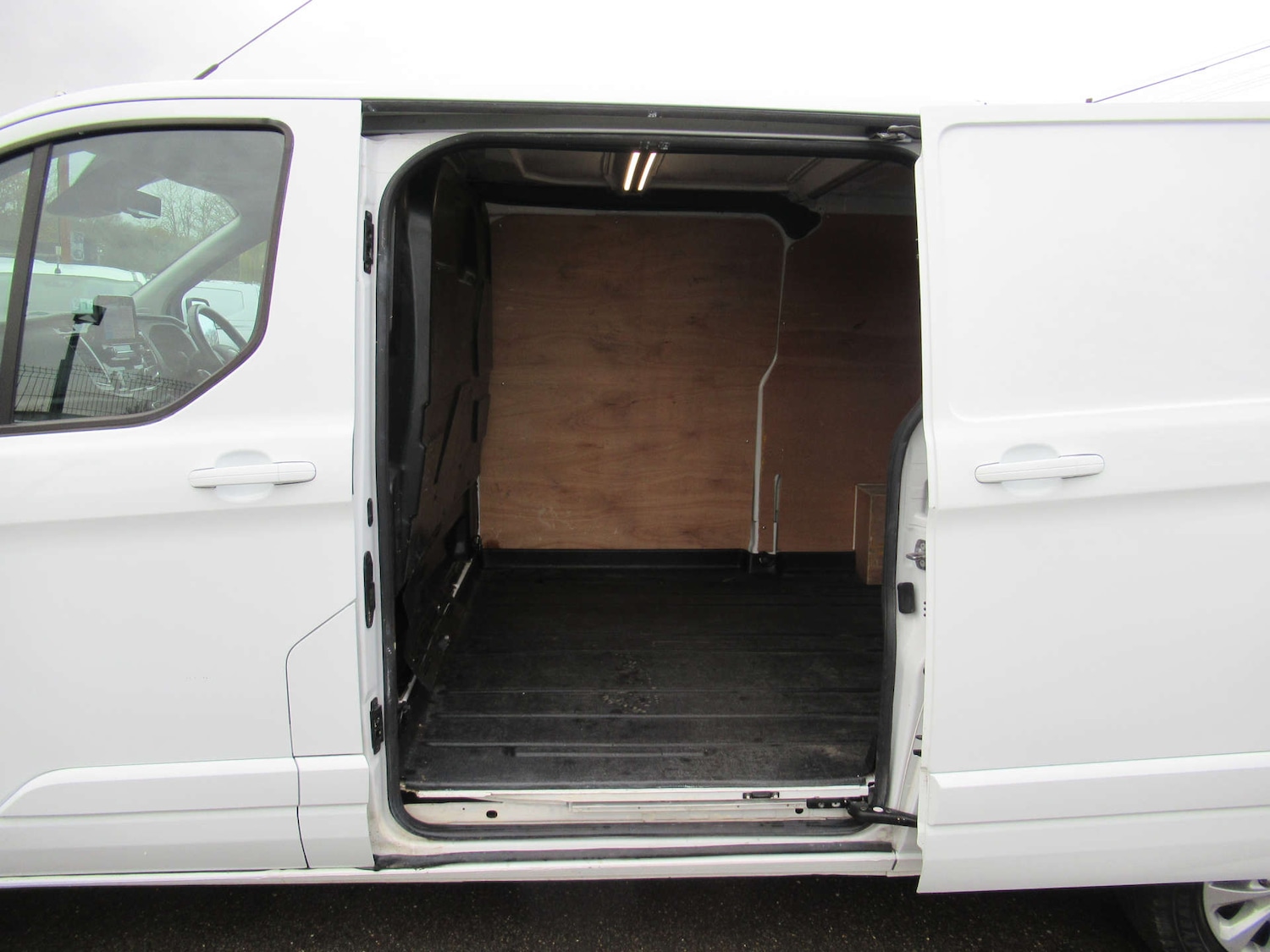 Used Ford Transit Custom 2023 for sale - 76861637: Photo 6