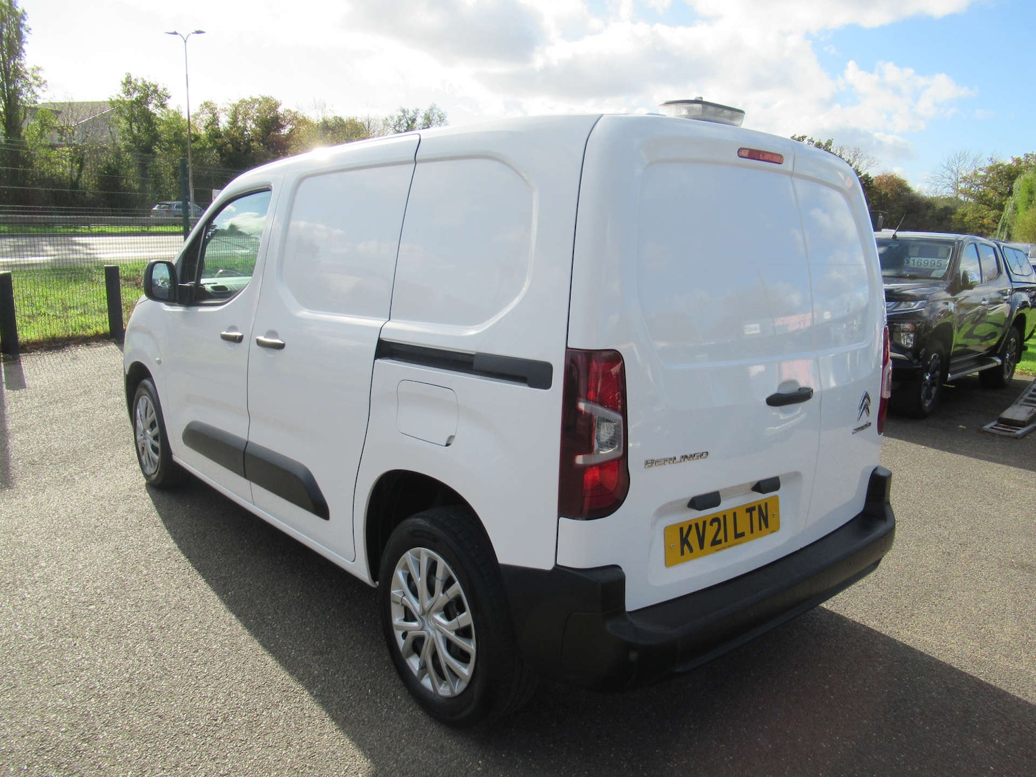Used Citroen Berlingo 2021 for sale - 76600778: Photo 8
