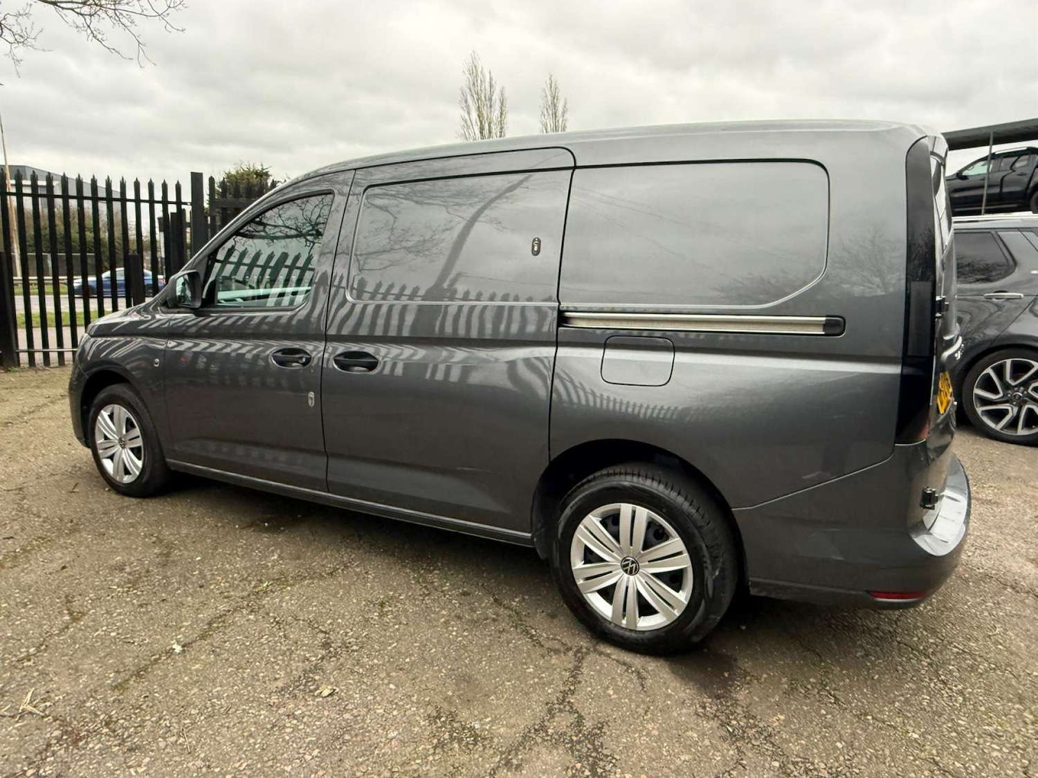Used Volkswagen Caddy Maxi 2023 for sale - 77715635: Photo 14