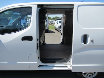 Used Nissan NV200 2019 for sale - 75622519: Photo