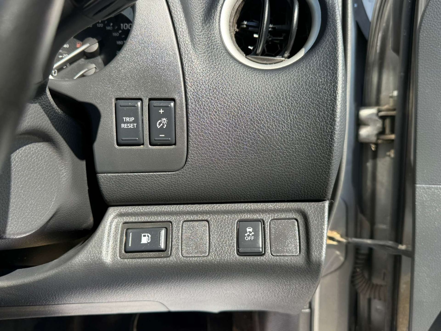 Used Nissan Navara 2021 for sale - 78152306: Photo 21