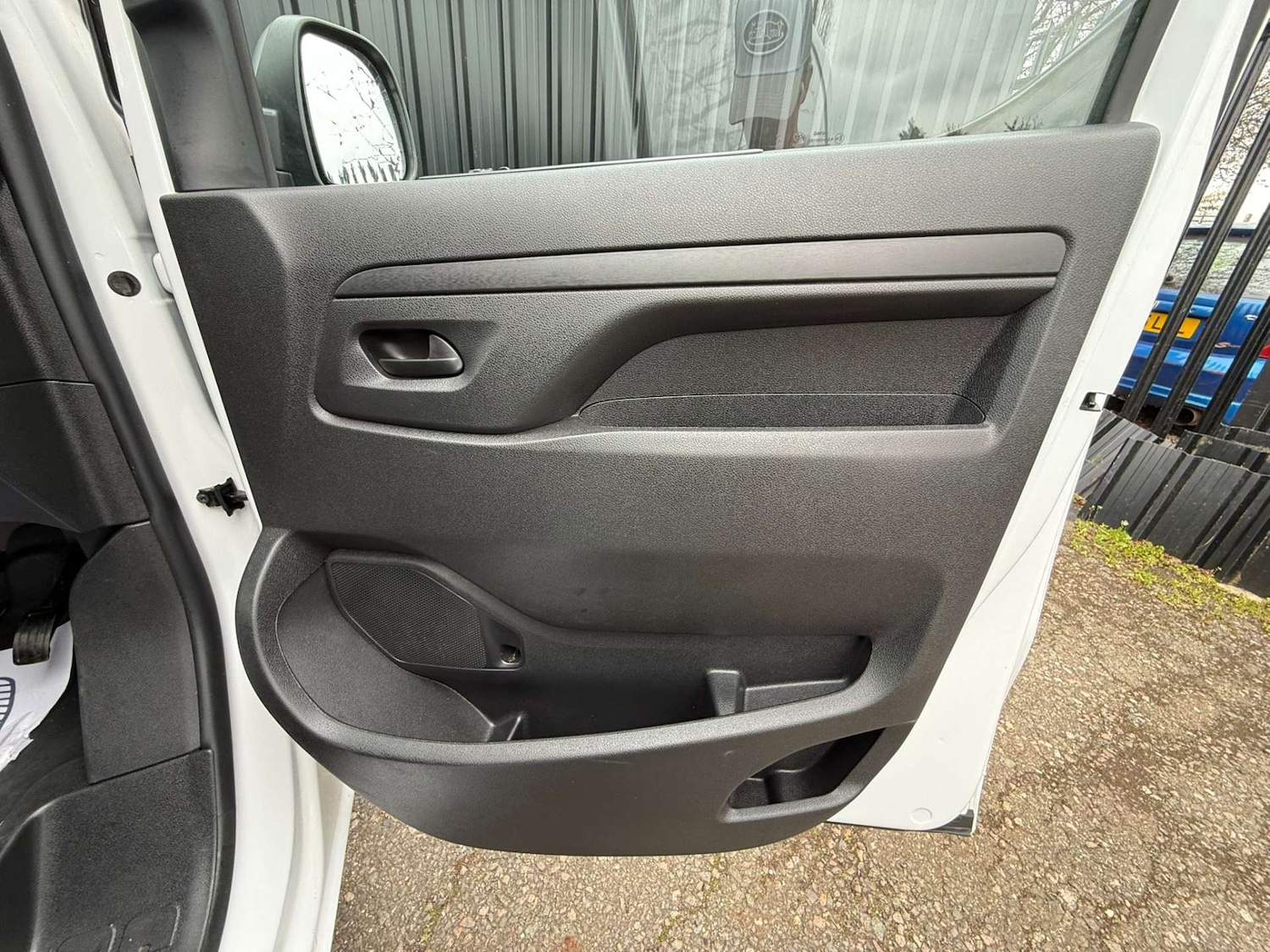 Used Vauxhall Vivaro 2023 for sale - 78122959: Photo 29