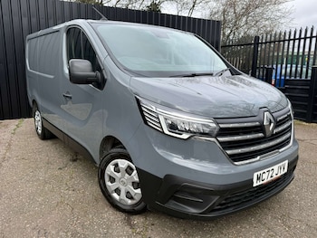 Renault Trafic feature image