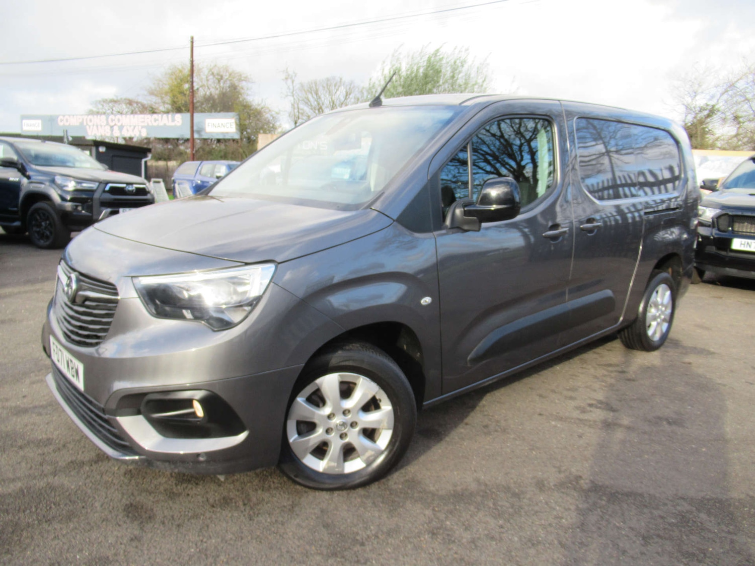 Used Vauxhall Combo 2022 for sale - 76894463: Photo 1