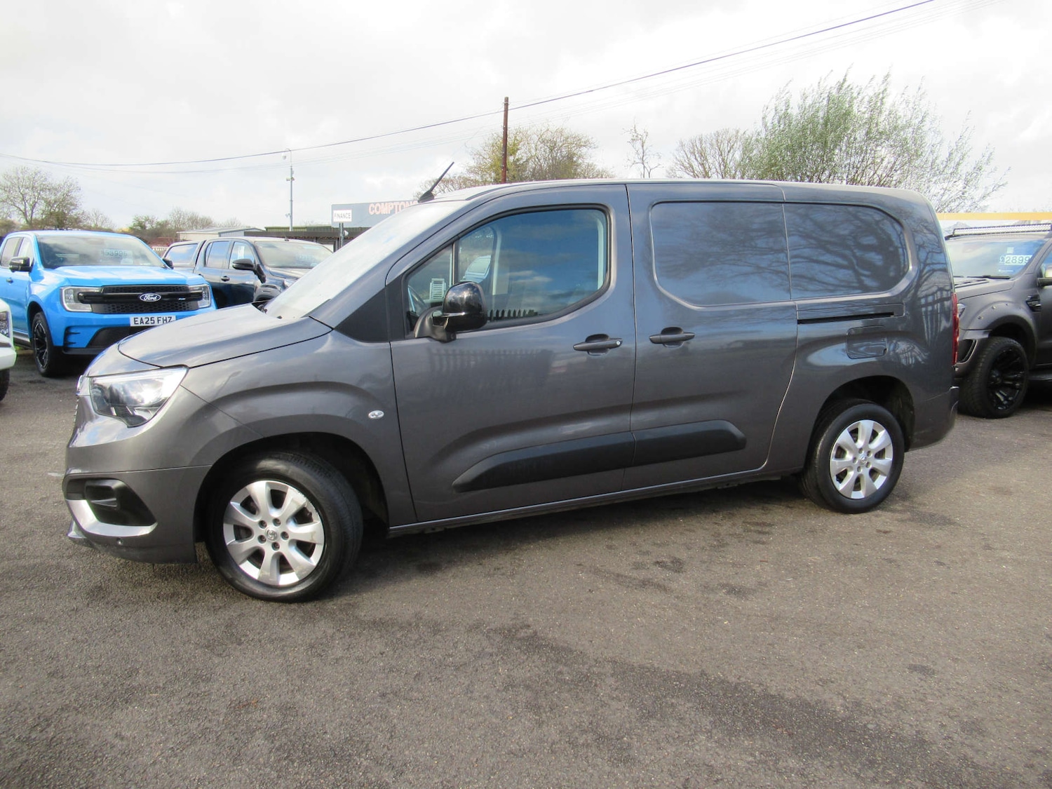 Used Vauxhall Combo 2022 for sale - 76894463: Photo 3