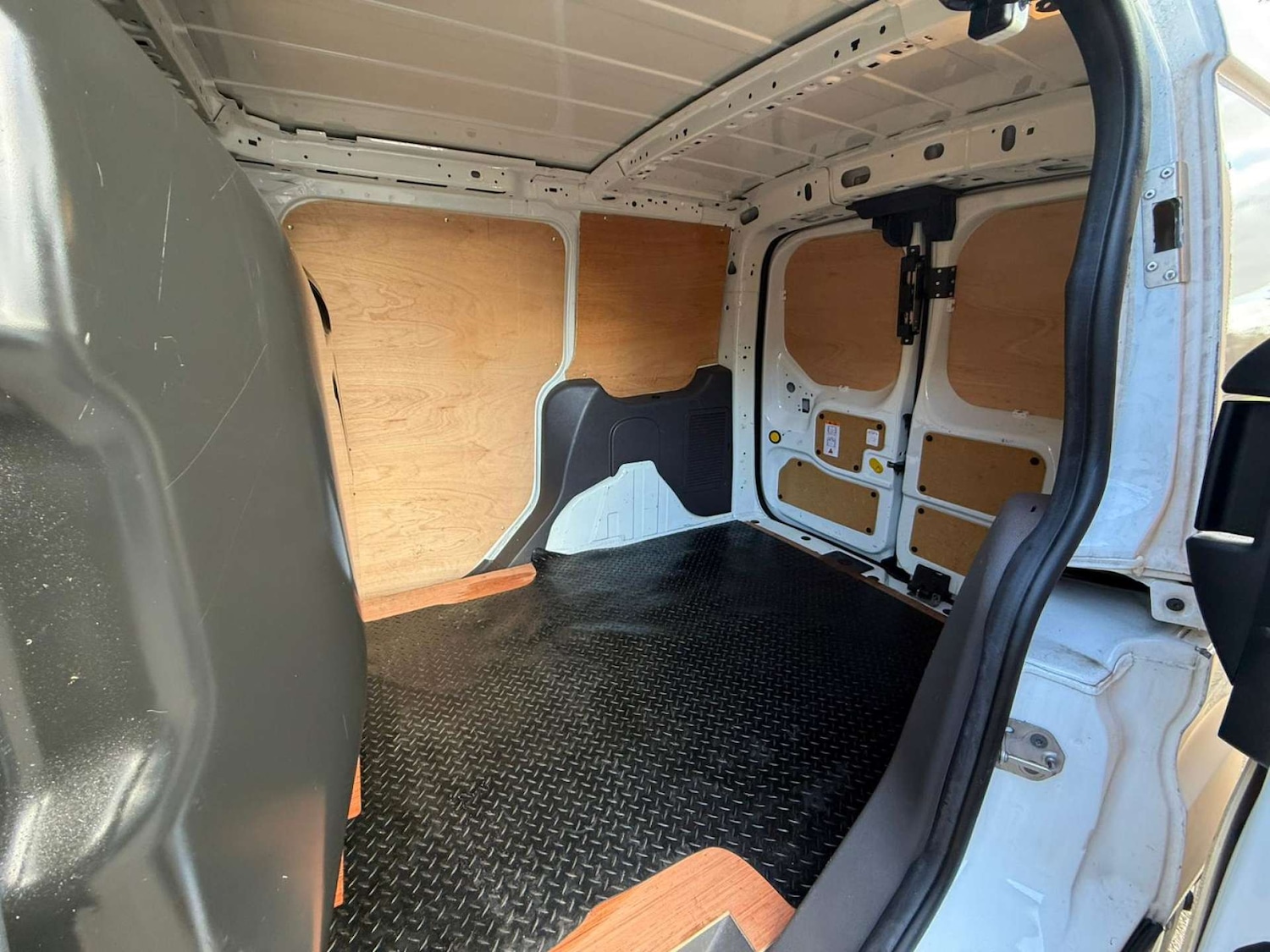 Used Ford Transit Connect 2020 for sale - 77872413: Photo 3