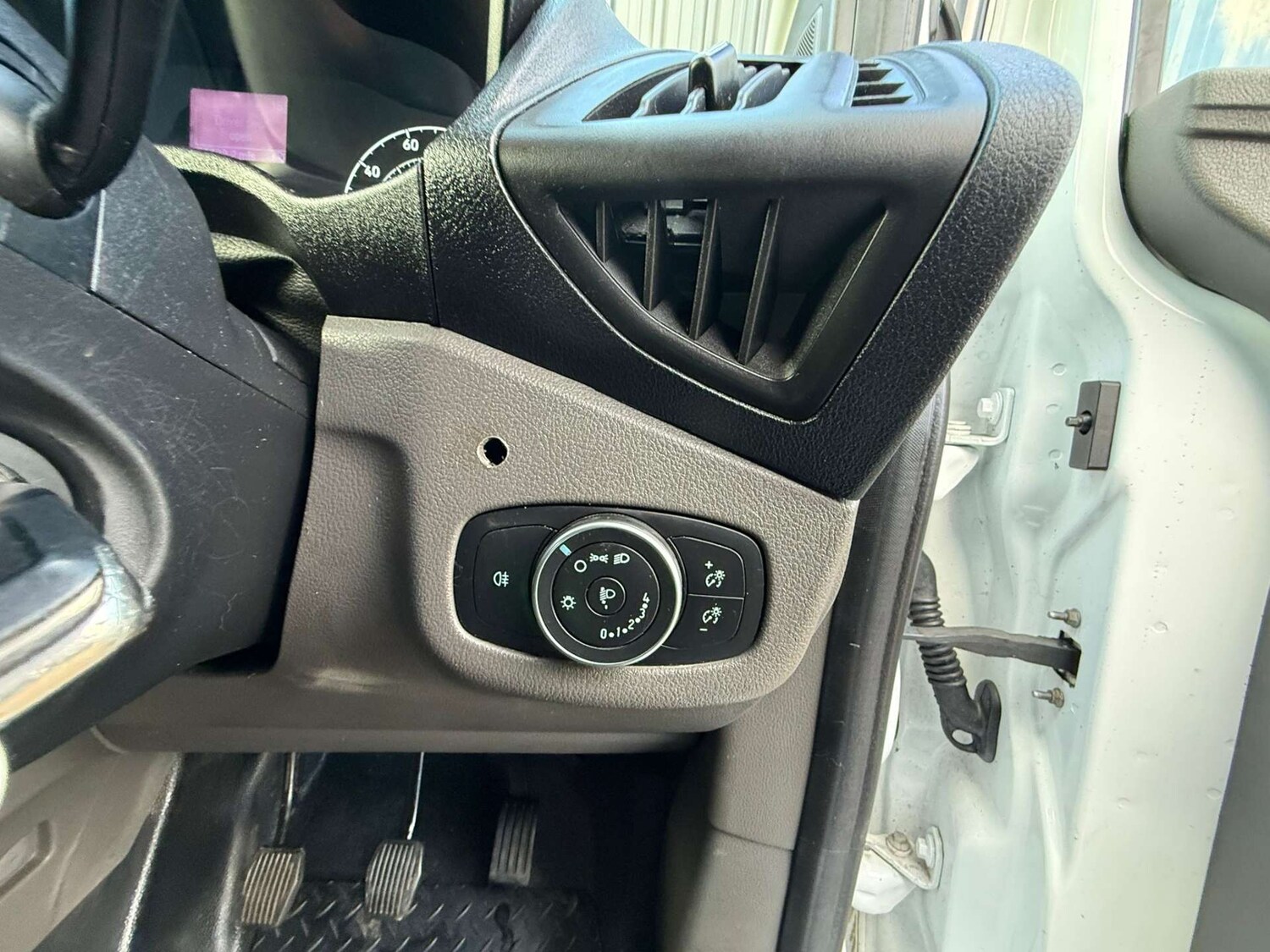 Used Ford Transit Connect 2020 for sale - 77872413: Photo 37