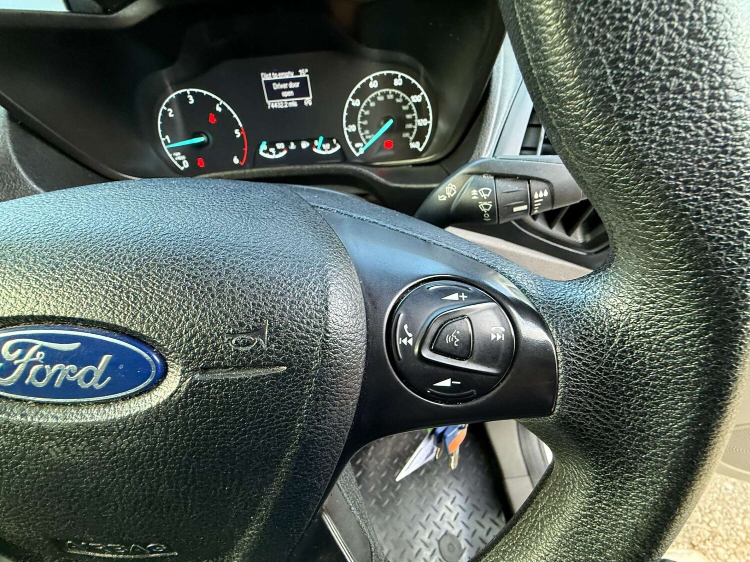 Used Ford Transit Connect 2020 for sale - 77872413: Photo 38