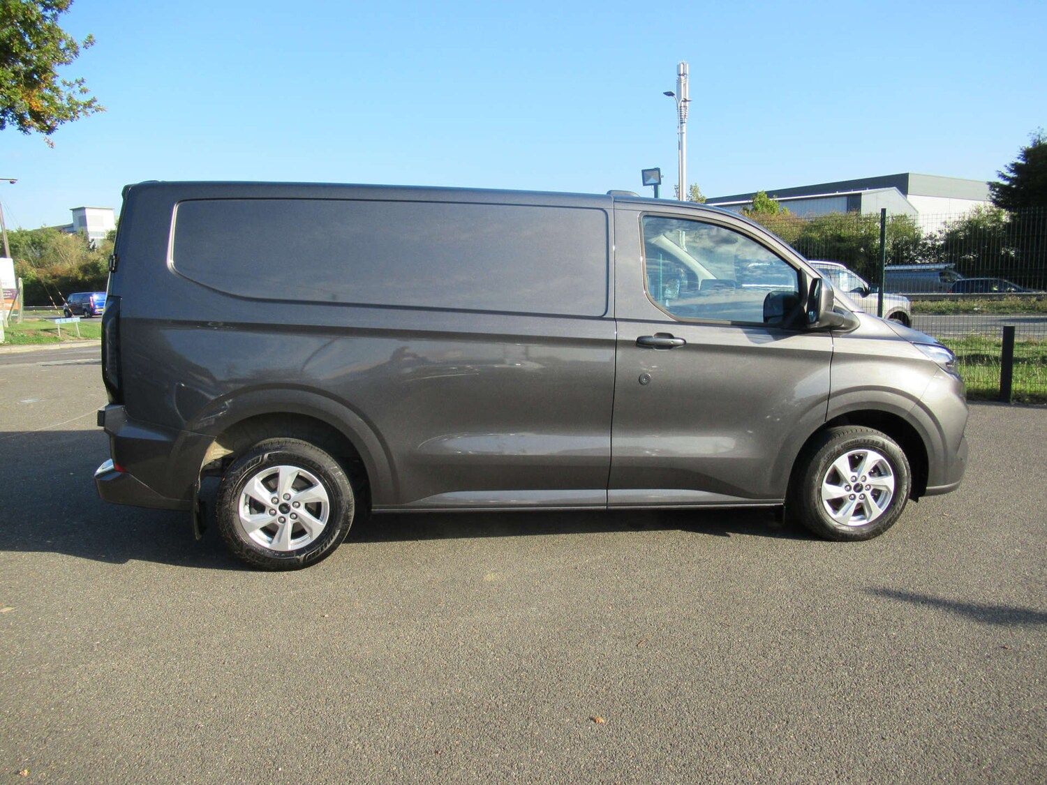 Used Ford Transit Custom 2024 for sale - 76600962: Photo 14