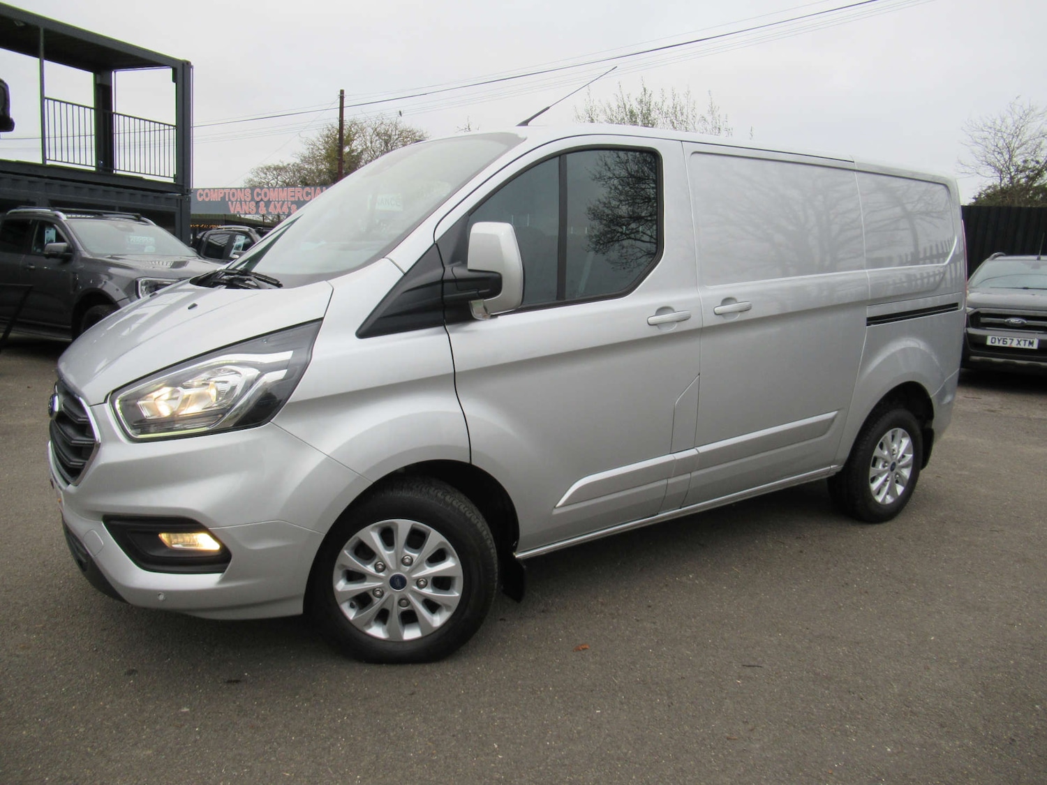 Used Ford Transit Custom 2022 for sale - 77065377: Photo 2