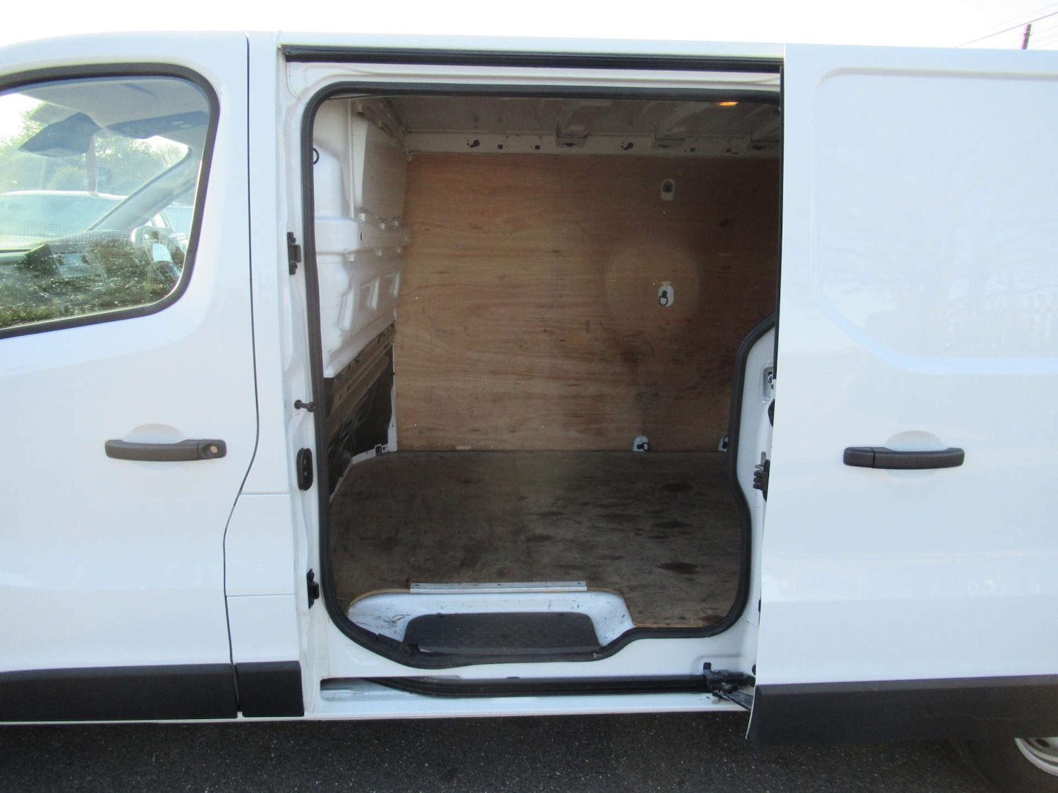 Used Renault Trafic 2023 for sale - 76600883: Photo 6