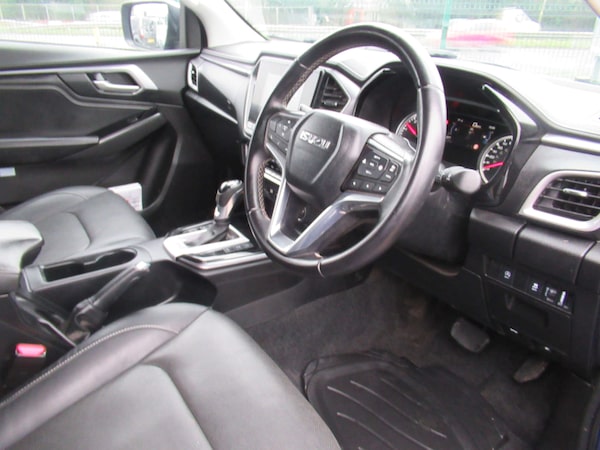 Used Isuzu D-Max 2023 for sale - 75622517: Photo 13