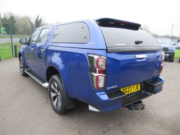Used Isuzu D-Max 2023 for sale - 75622517: Photo 8