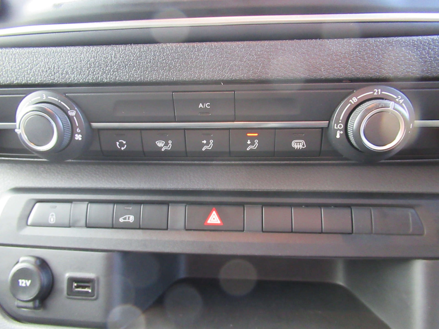 Used Peugeot Expert 2022 for sale - 76436652: Photo 19