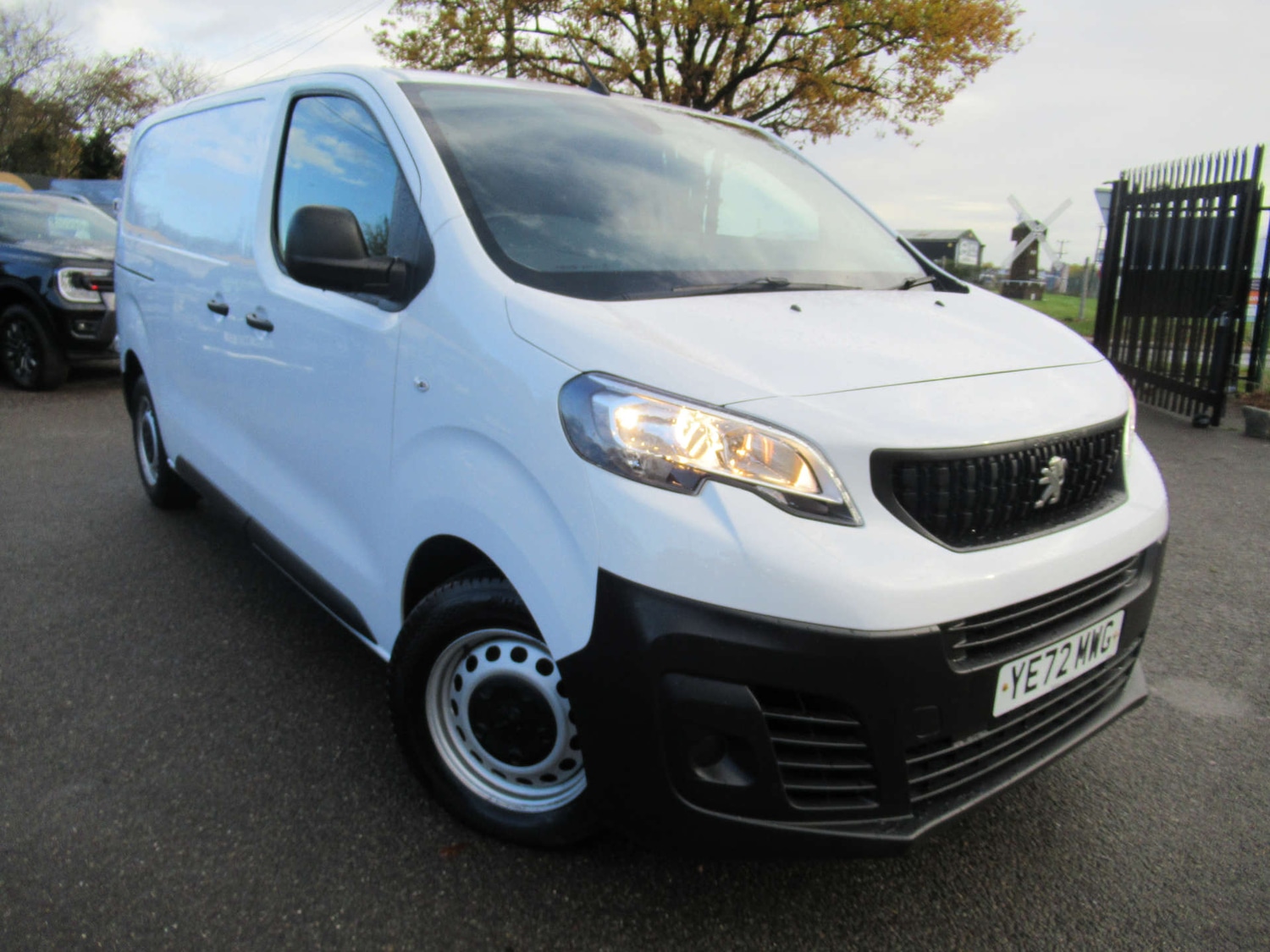 Used Peugeot Expert 2022 for sale - 76436652: Photo 27