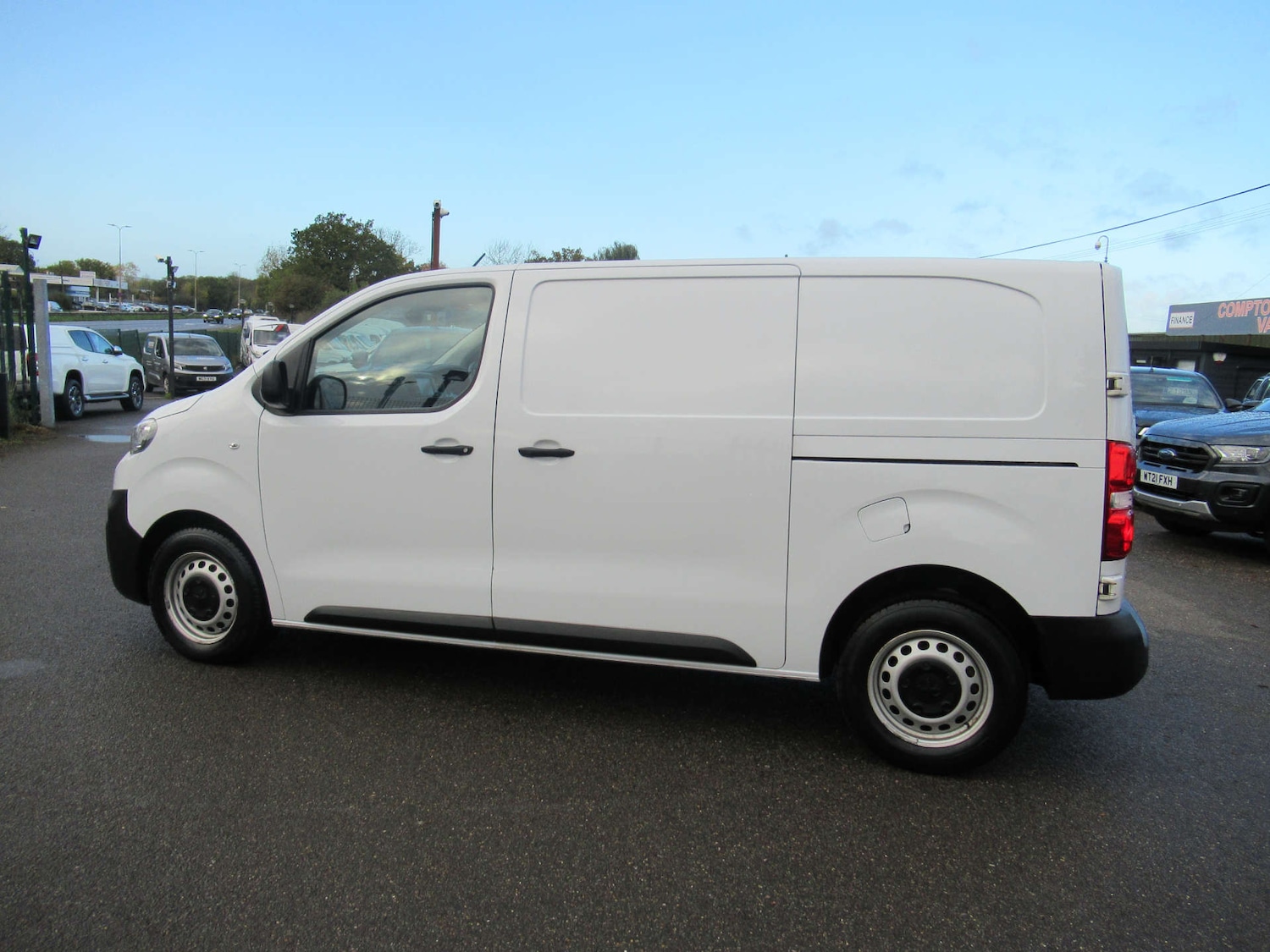 Used Peugeot Expert 2022 for sale - 76436652: Photo 8