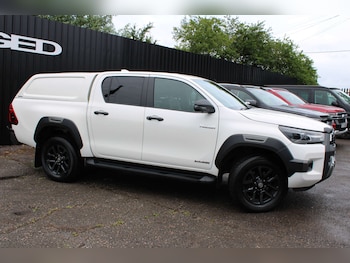 Used Toyota Hilux 2022 for sale - 78838009: Photo
