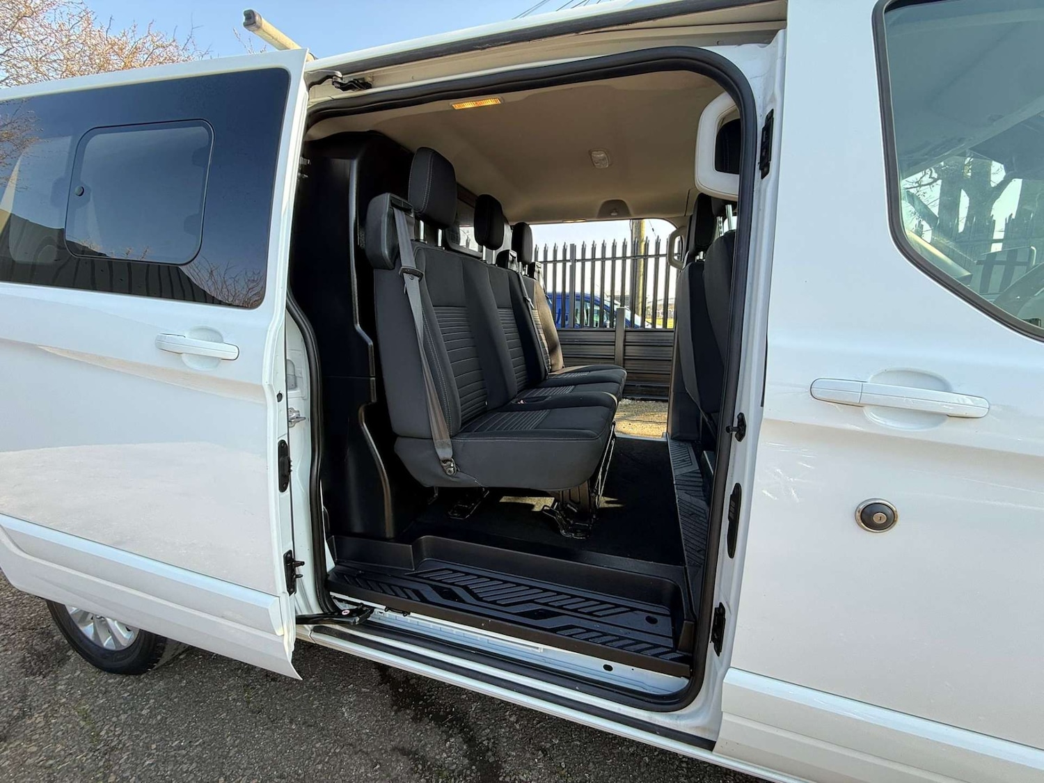 Used Ford Transit Custom 2019 for sale - 77963123: Photo 4