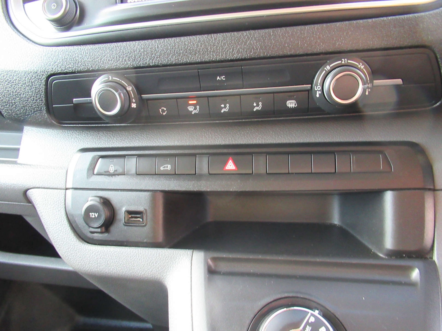 Used Citroen Dispatch 2022 for sale - 76830098: Photo 16