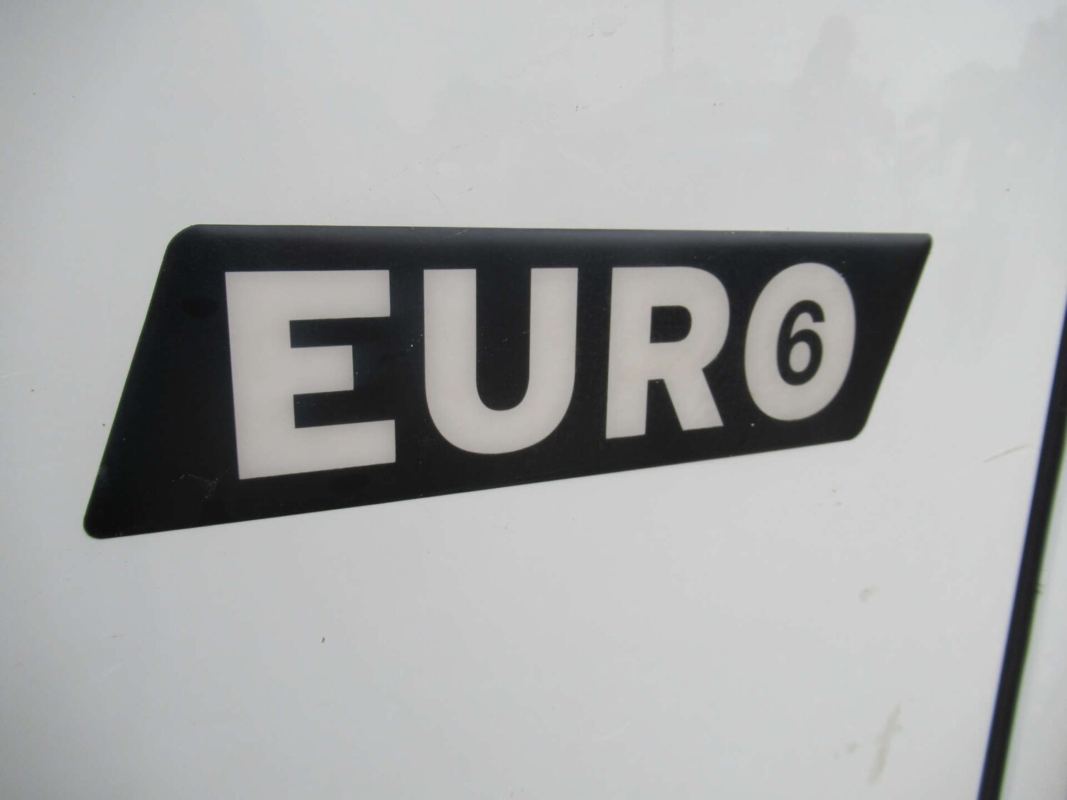 Used Isuzu Forward 2019 for sale - 76601018: Photo 12