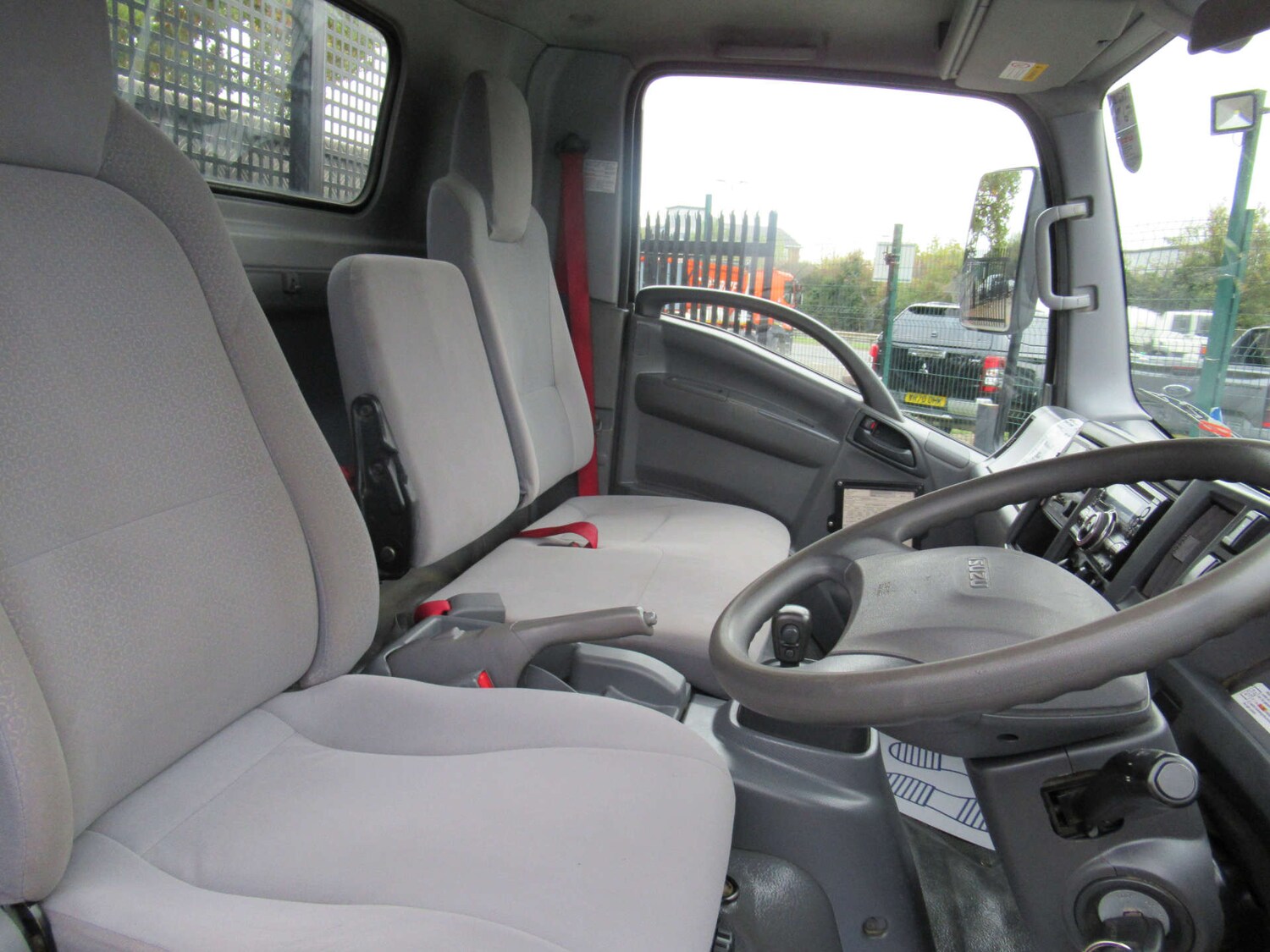 Used Isuzu Forward 2019 for sale - 76601018: Photo 16