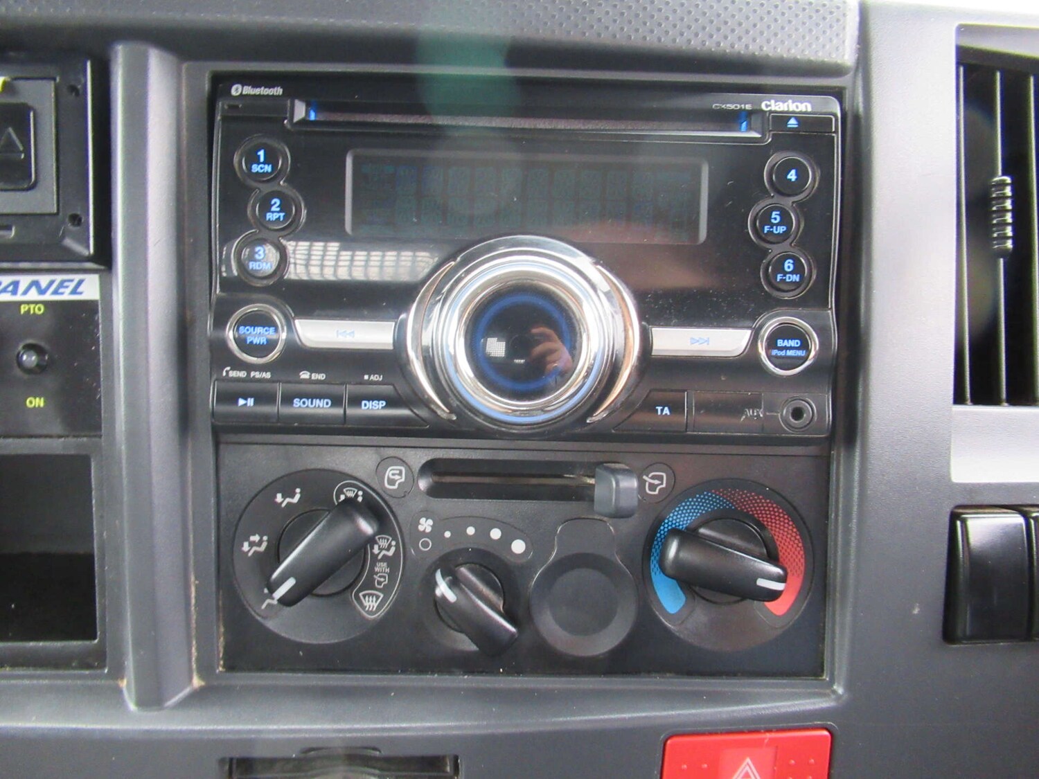 Used Isuzu Forward 2019 for sale - 76601018: Photo 18