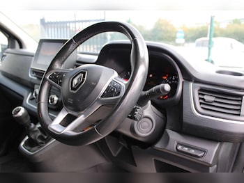 Used Renault Trafic 2022 for sale - 79597551: Photo